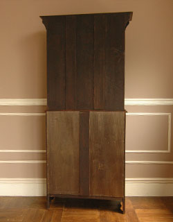 本棚と机。両方欲しい人のためのビューローブックケース