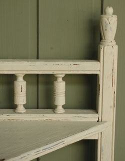 今日からコーナーが主役になる可愛いアンティーク コーナー キャビネット