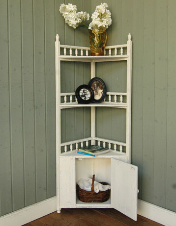 今日からコーナーが主役になる可愛いアンティーク コーナー キャビネット