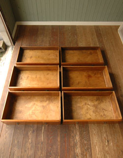 アンティークミラーサイドボード