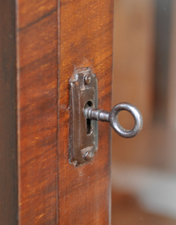 k-497-f アンティーク鍵穴