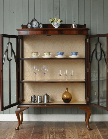 k-537-f ガラスキャビネット