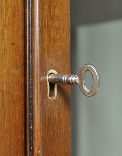 k-537-f ガラスキャビネット