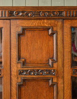 k-639-f アンティークブックケース