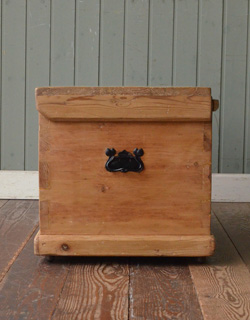 k-644-f アンティークブランケットボックス