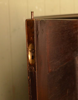 k-680-f アンティークカップボードのストッパー