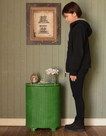 k-693-f アンティークロイドルームボックスのモデル入り