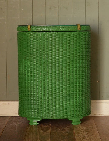 k-693-f アンティークロイドルームボックスの正面から