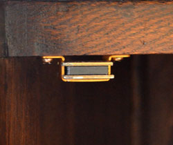 k-786-f アンティークミラー付きサイドボードのマグネット