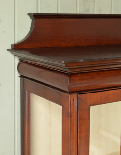 k-787-f アンティークガラスショーケースの彫り