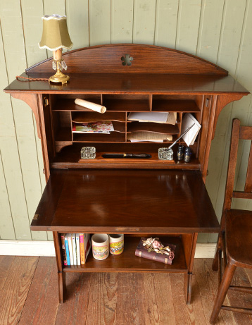 k-795-f アンティークビューローのビューロー
