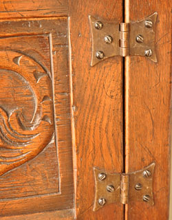 k-817k-f アンティークサイドボードの金具