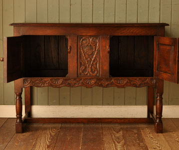 k-817k-f アンティークサイドボードのオープン時