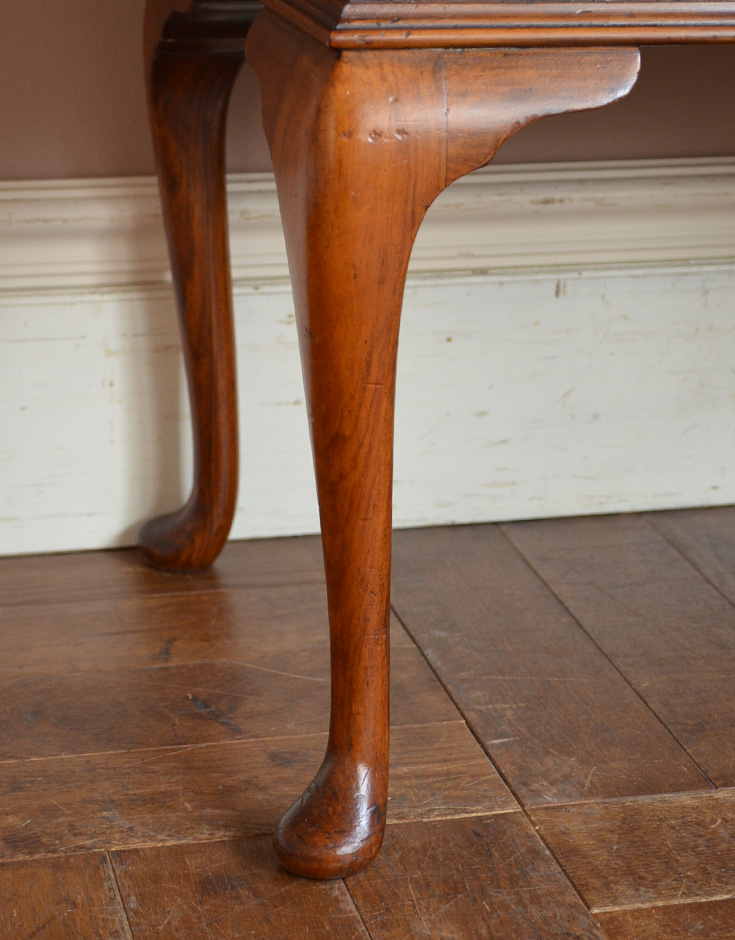 k-826-f アンティークキャビネットの脚