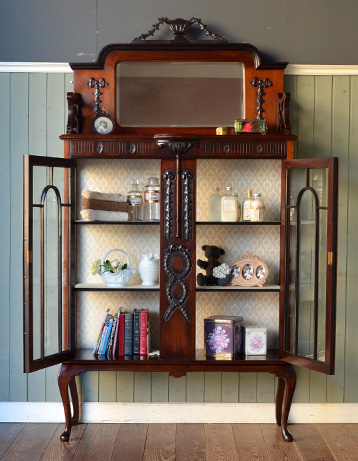 k-881-f アンティークパーラーキャビネットのオープン時