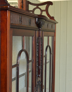 k-881-f アンティークパーラーキャビネットの装飾