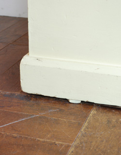 k-907-f アンティークブランケットボックス（クリーム）の脚