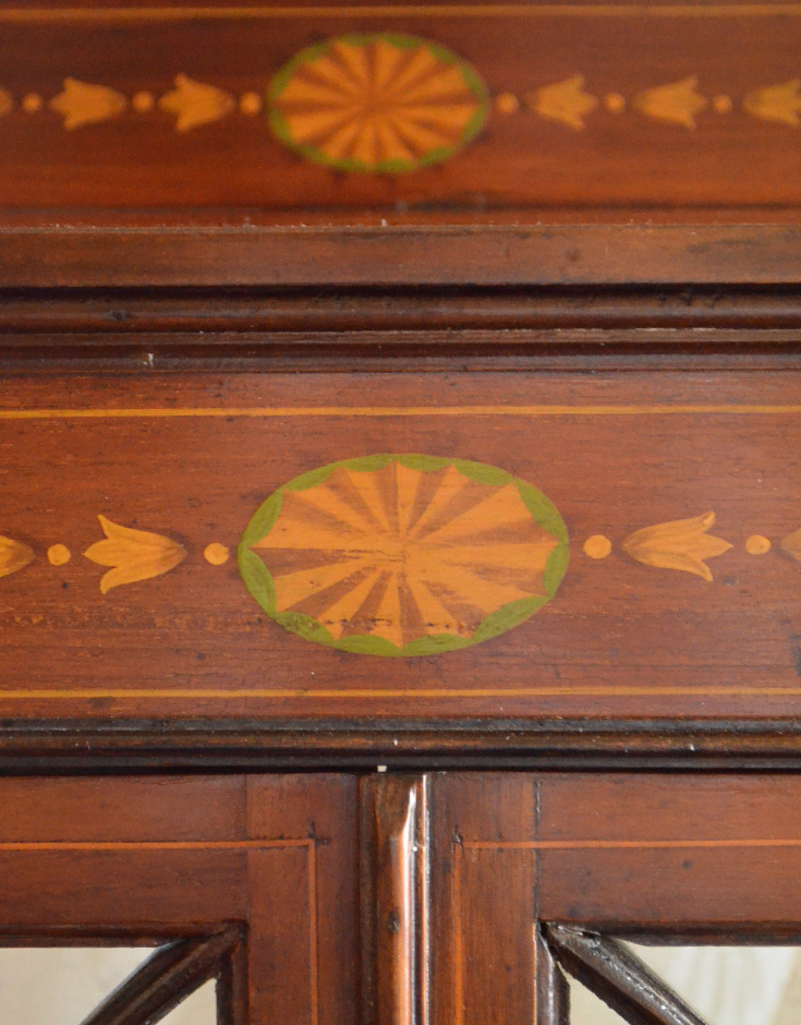 k-951-f アンティークガラスキャビネットの装飾