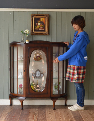 k-954-f アンティークガラスキャビネットのモデル入り