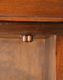 k-558-f アンティークのブックケース