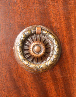 m-262-f アンティークサイドボードの取っ手