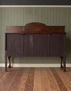 m-262-f アンティークサイドボードの後ろから