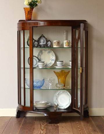 m-292-f アンティークガラスキャビネット（飾り棚）のオープン時