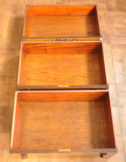 上品でシンプルな佇まいが魅力的な
アンティーク ビューロー