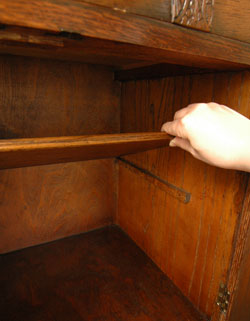 本棚と机。両方欲しい人のためのビューローブックケース