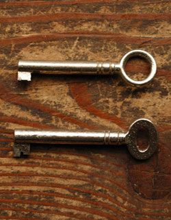 本棚と机。両方欲しい人のためのビューローブックケース