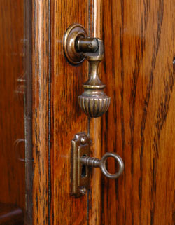 大人気の３ＷＡＹキャビネット
アンティーク　サイドバイサイド