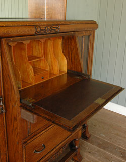 大人気の３ＷＡＹキャビネット
アンティーク　サイドバイサイド