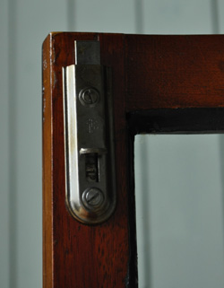 q-172-f アンティーク ガラスキャビネット