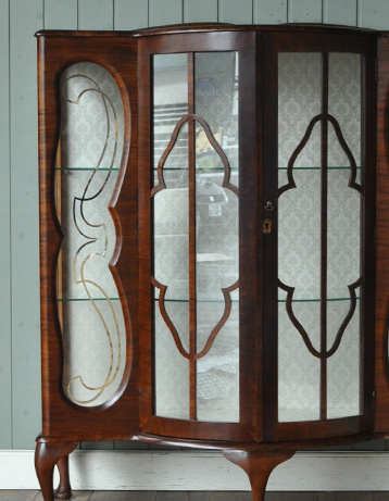 q-172-f アンティーク ガラスキャビネット