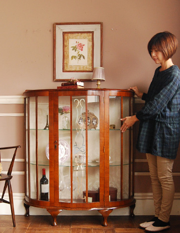 q-204-f アンティーク ガラスキャビネット