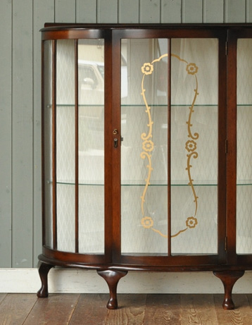 q-206-f アンティーク ガラスキャビネット