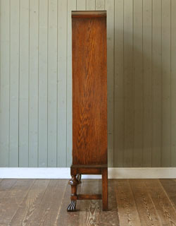 q-209-f アンティークブックケース