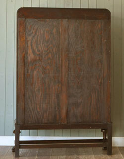 q-209-f アンティークブックケース