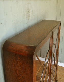 q-209-f アンティークブックケース