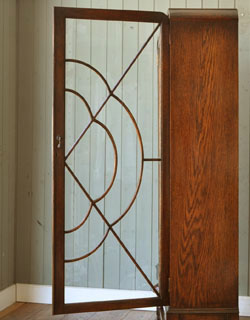 q-209-f アンティークブックケース