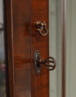 q-255-f アンティーク ガラスキャビネット