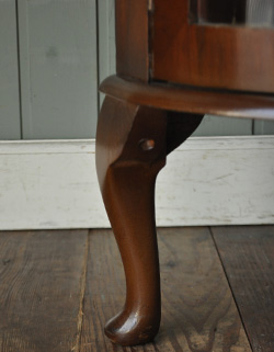 q-281-f アンティークのガラスキャビネット脚