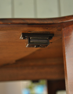 q-281-f アンティークのガラスキャビネットマグネット