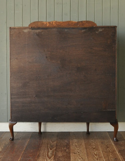 q-281-f アンティークのガラスキャビネット裏