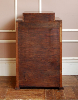 q-300-f アンティークベッドサイドチェストの後ろ