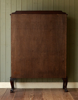 q-302-f アンティークガラスキャビネットの後ろ