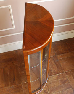 q-305-f アンティークガラスキャビネットの天板