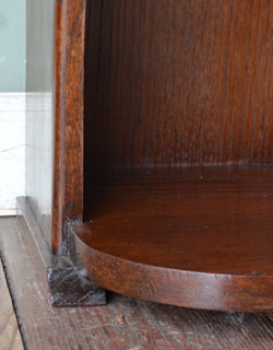 q-318-f アンティークビューローの脚