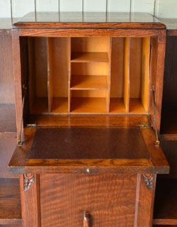 q-318-f アンティークビューローのビューロー内