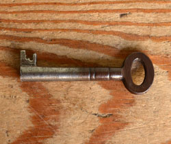 q-324-f アンティークガラスブックケースの鍵